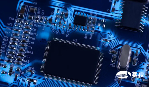 中国科学家研制成功新型可编程光量子计算芯片